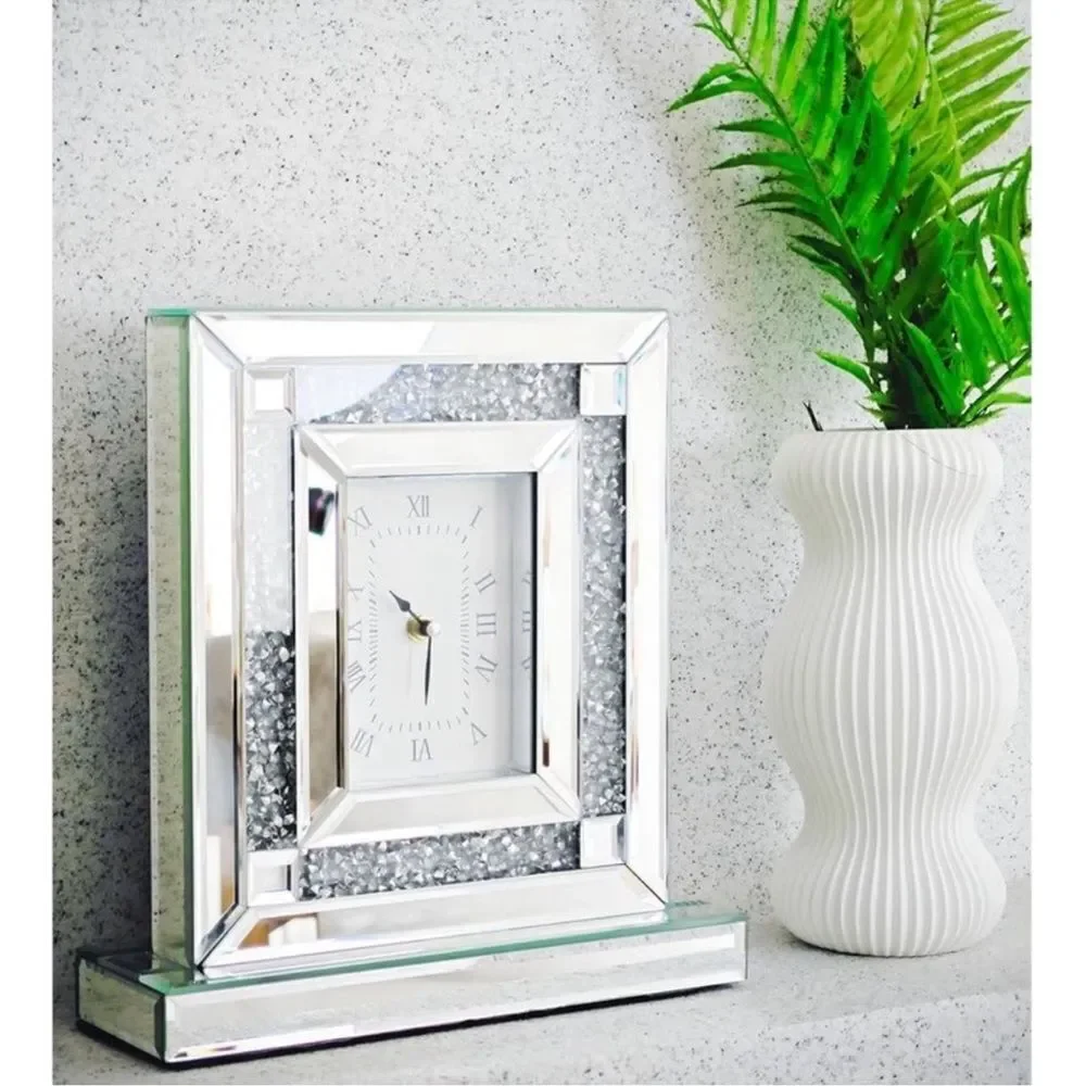Clock Hollywood Glam Crystal Crush Diamond Mirrored 11.5” Tall 10” Base Quartz